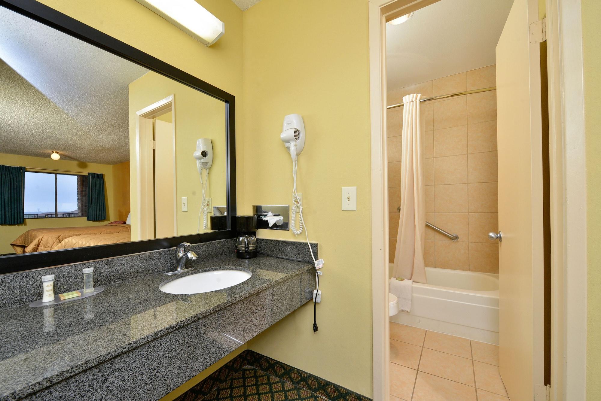 Super 8 By Wyndham Universal City Extérieur photo